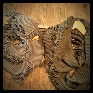 | bp | infinity scarves
